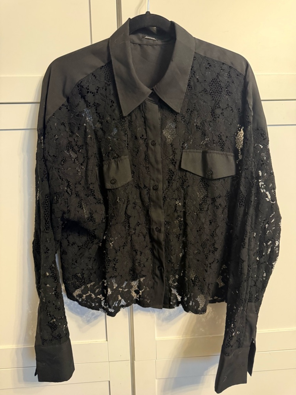 Express Boyfriend Portofino Black Lace Button Up Cropped Blouse Long Sleeve XL